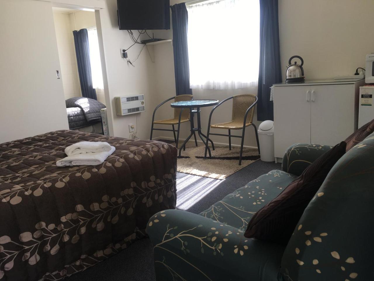 Alma Motel Oamaru Zewnętrze zdjęcie